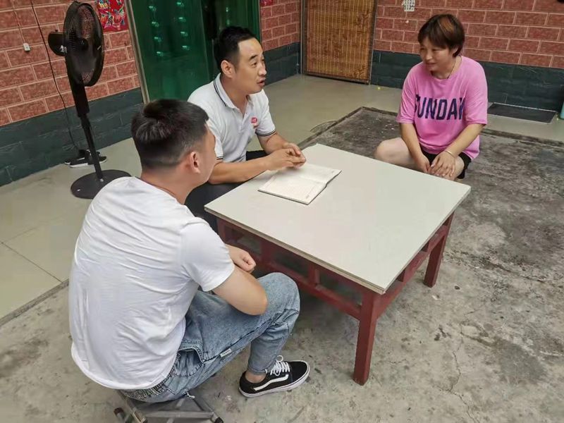 博農(nóng)乳業(yè)黨支部扎實(shí)開展“入戶訪民情、我來辦實(shí)事”活動(dòng)